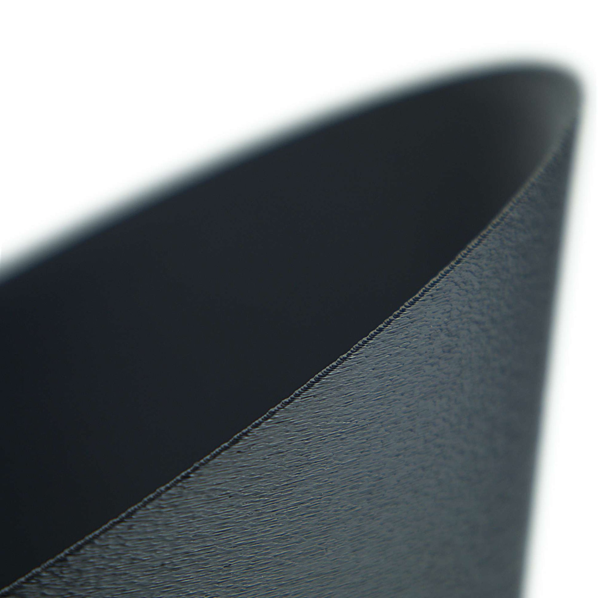 Close-Up of Anti-Glare Shield for Philips Hue Lily Spotlight – Detailed View of Shield Texture and Build Quality for Outdoor Use