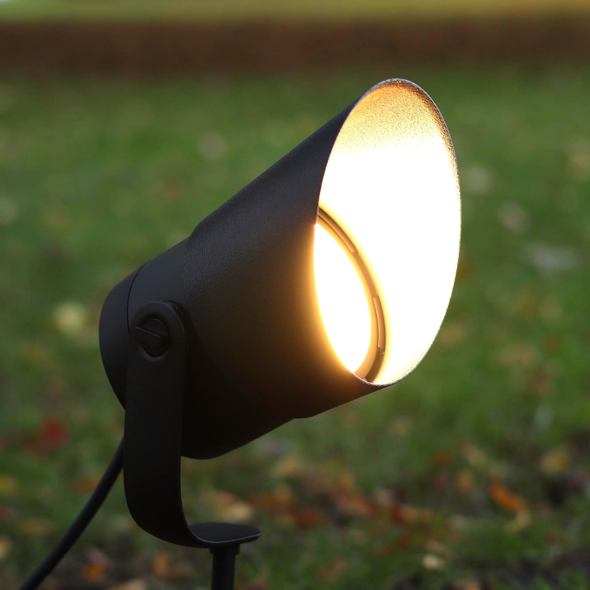 Anti Glare Shield for Hue Lily XL Spotlight